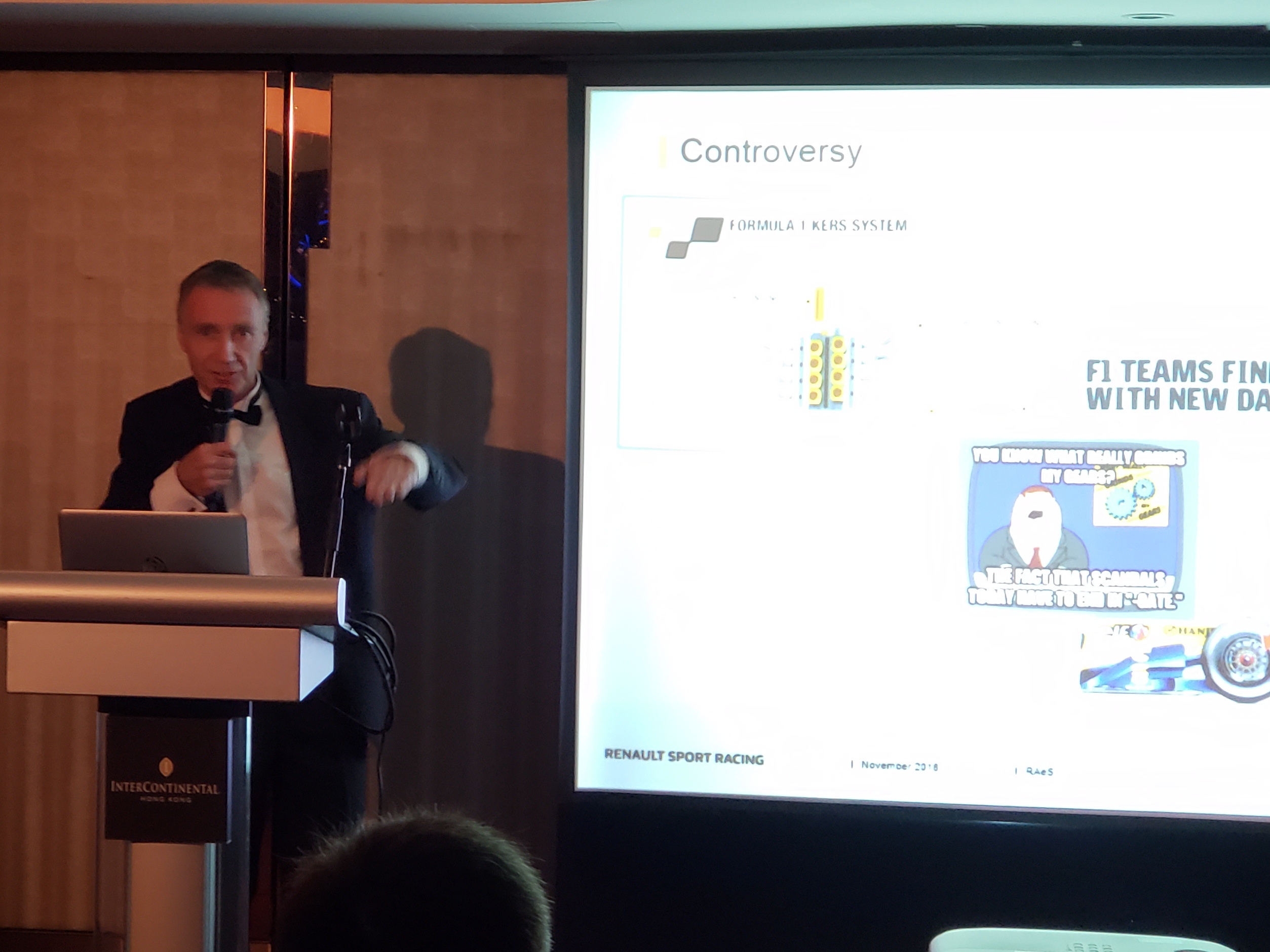 2018 11-16%2022.15.00